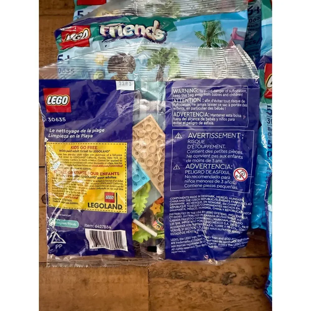 Lego beach cleanup